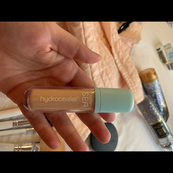 TARTE concealer in Fair light tan - Picture 2 of 2